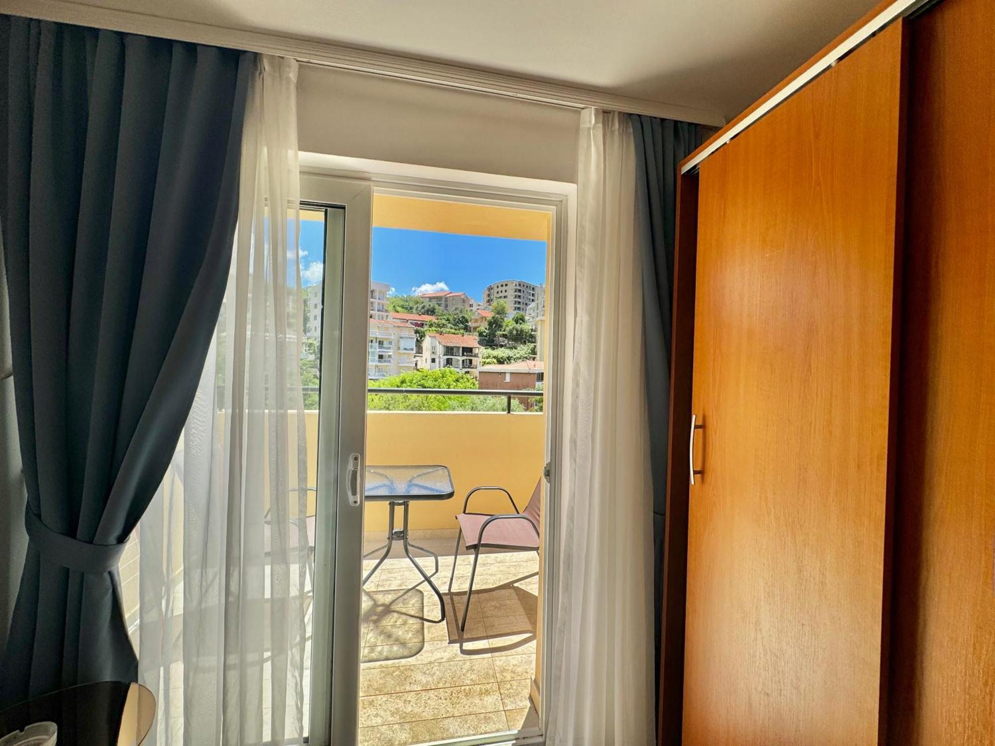 For-A Apartmani Bečići Kültér fotó