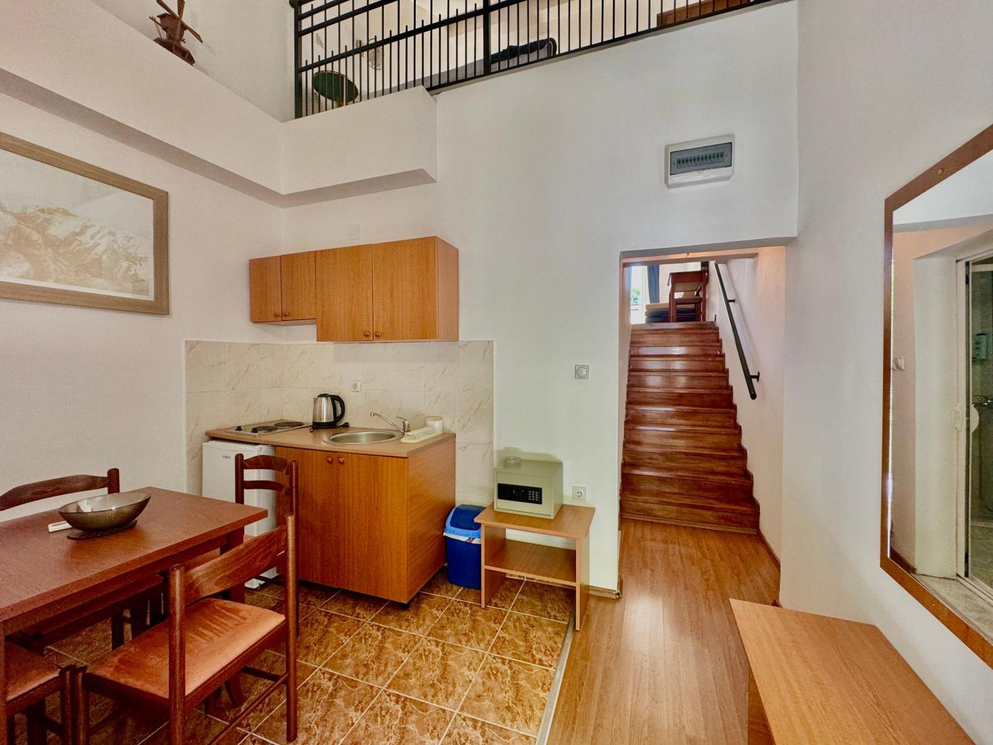 For-A Apartmani Bečići Kültér fotó
