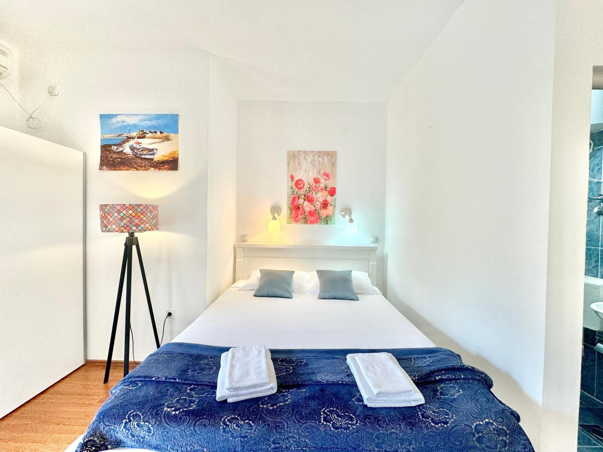 For-A Apartmani Bečići Kültér fotó