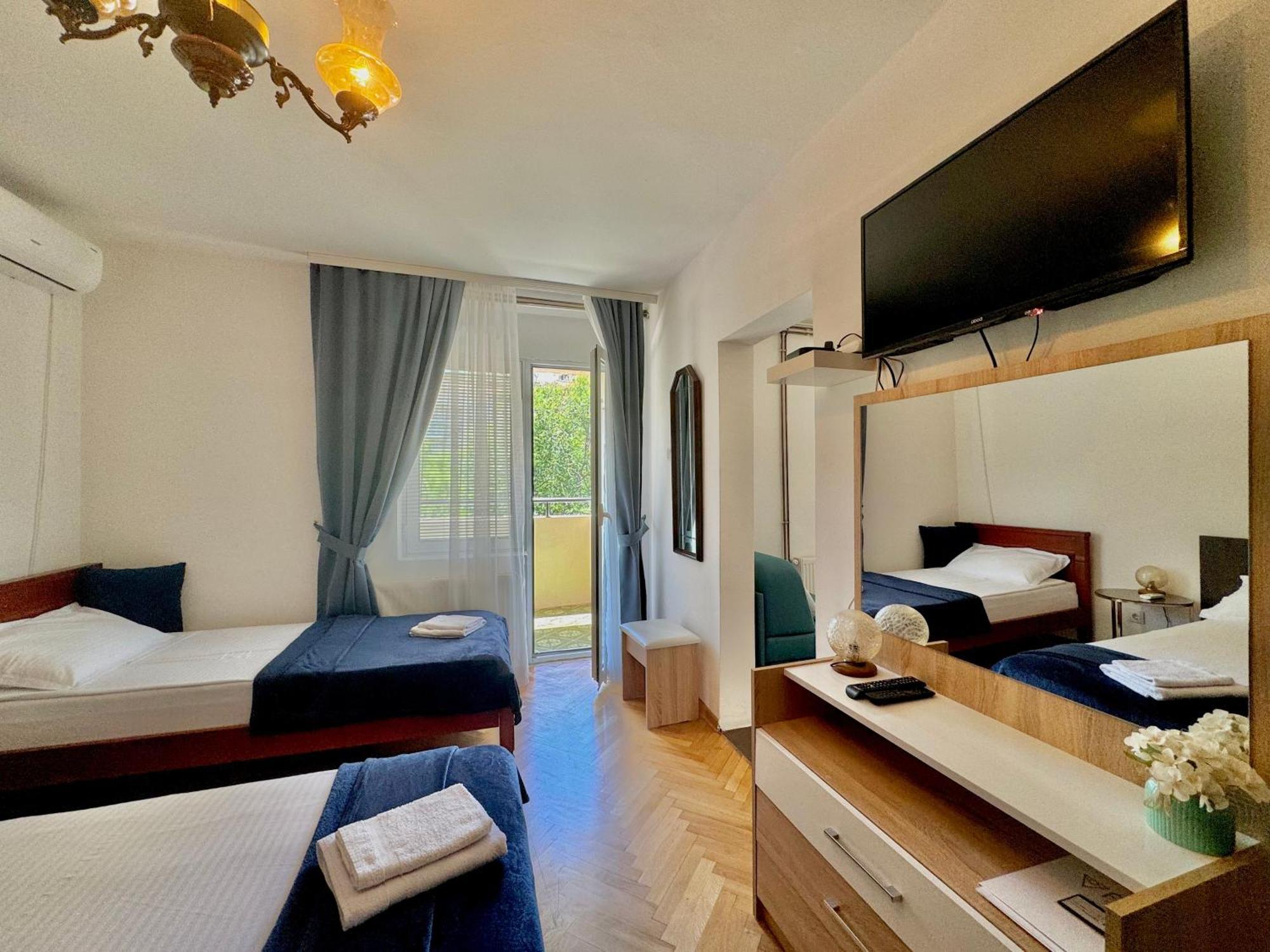 For-A Apartmani Bečići Kültér fotó