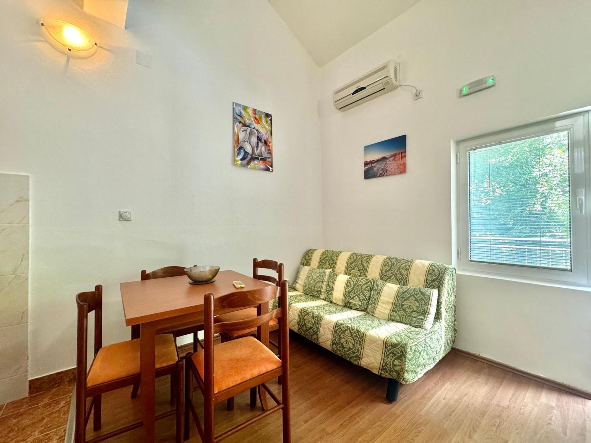 For-A Apartmani Bečići Kültér fotó
