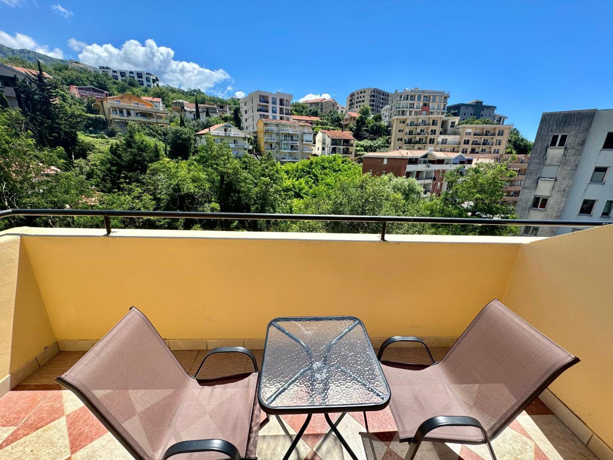 For-A Apartmani Bečići Kültér fotó