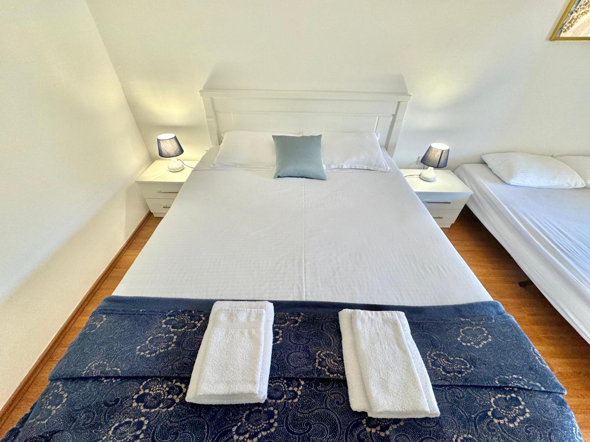 For-A Apartmani Bečići Kültér fotó