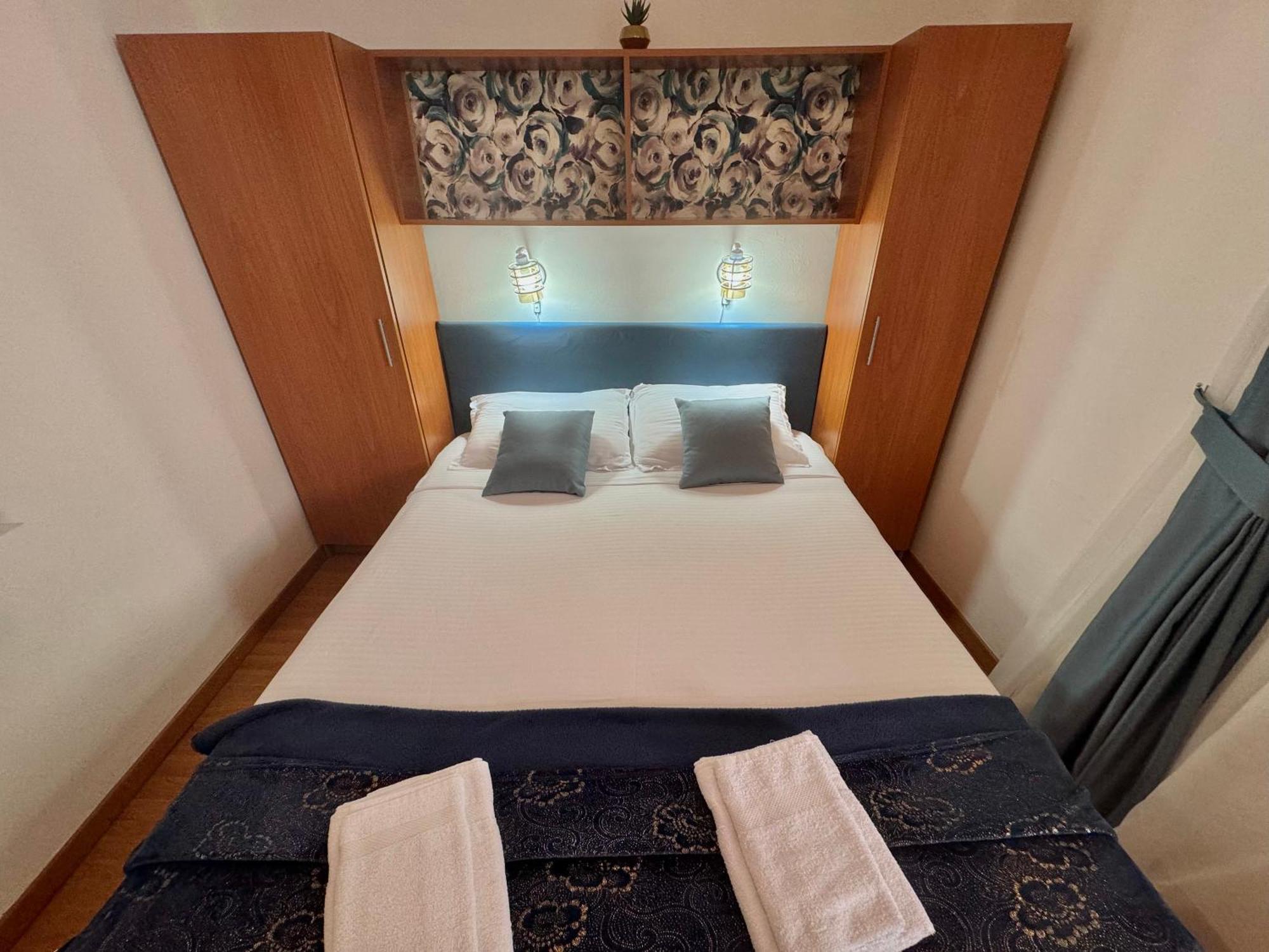 For-A Apartmani Bečići Kültér fotó