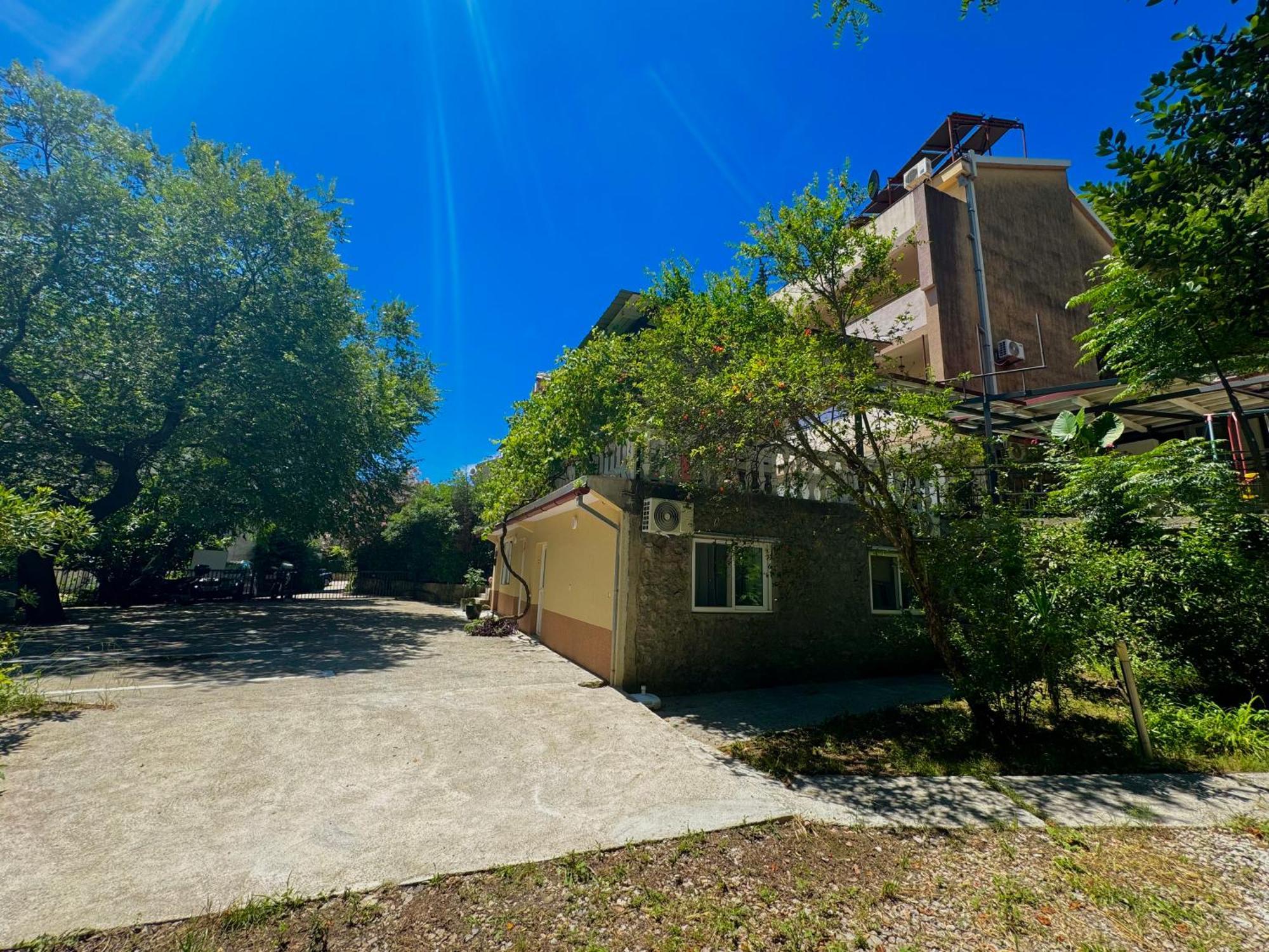 For-A Apartmani Bečići Kültér fotó